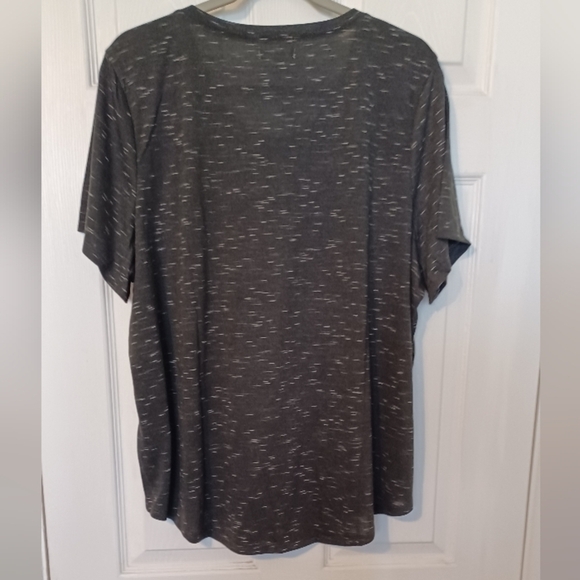 Maurices Graphic Tee - Picture 6 of 7